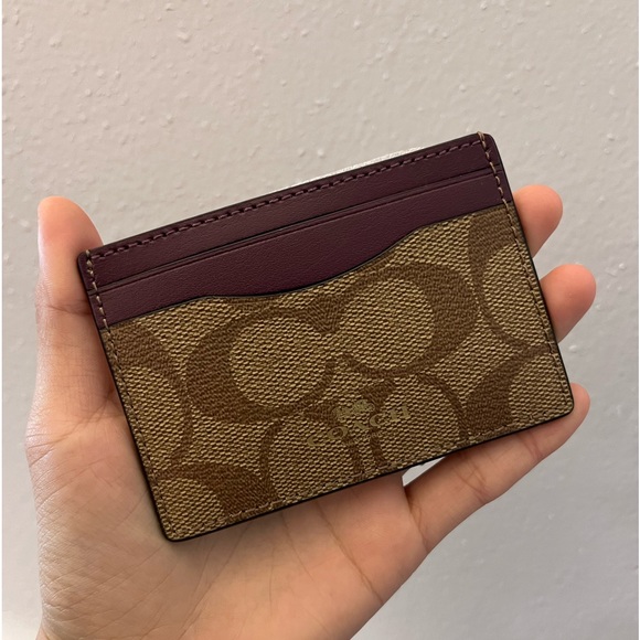 Coach Handbags - NWT COACH Card Case In Signature Canvas - Brown & Purple - 63279